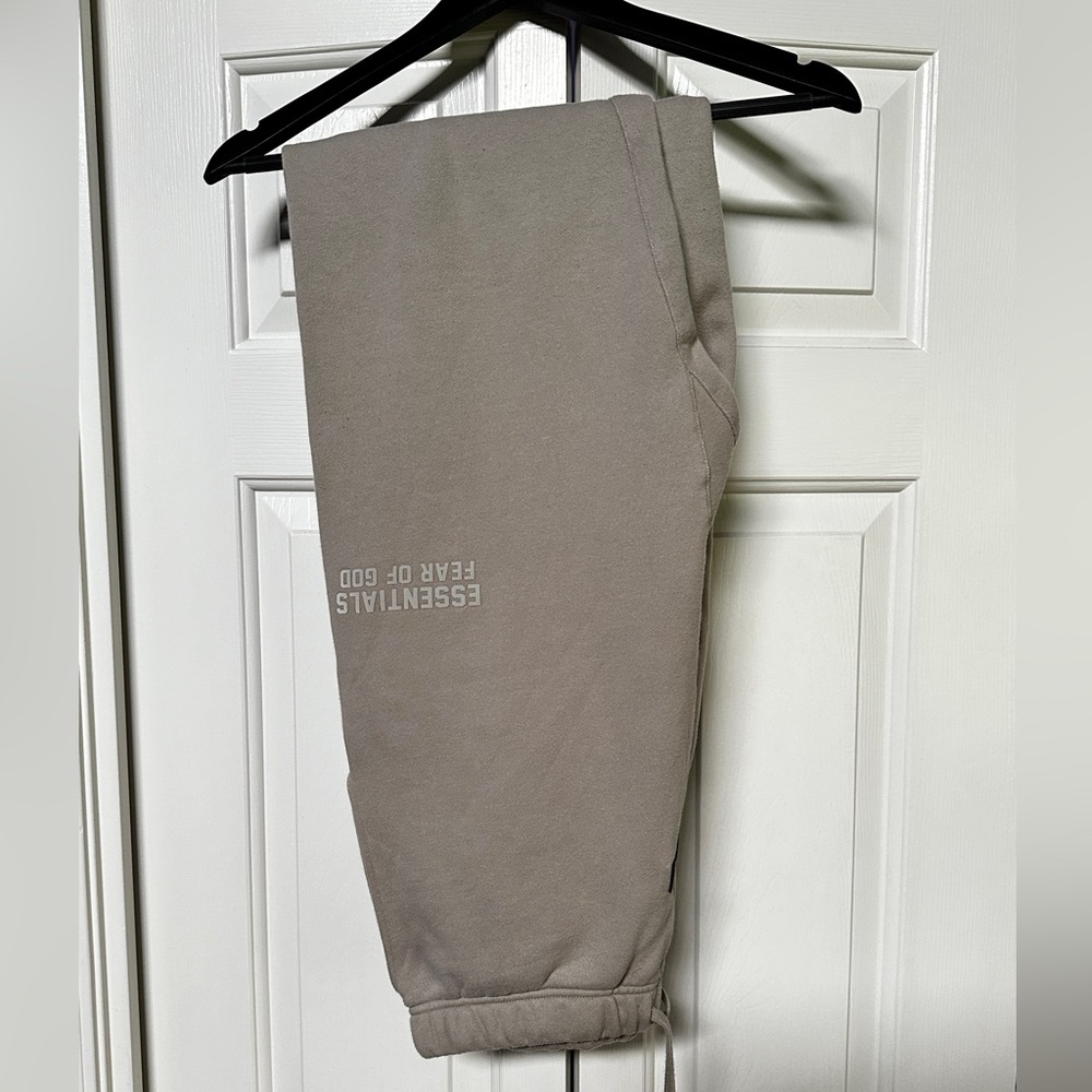 Essentials Fear of God sweatpants Medium